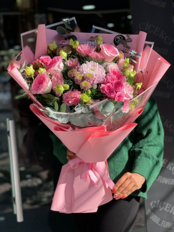 Pembe çardak gül buketi 